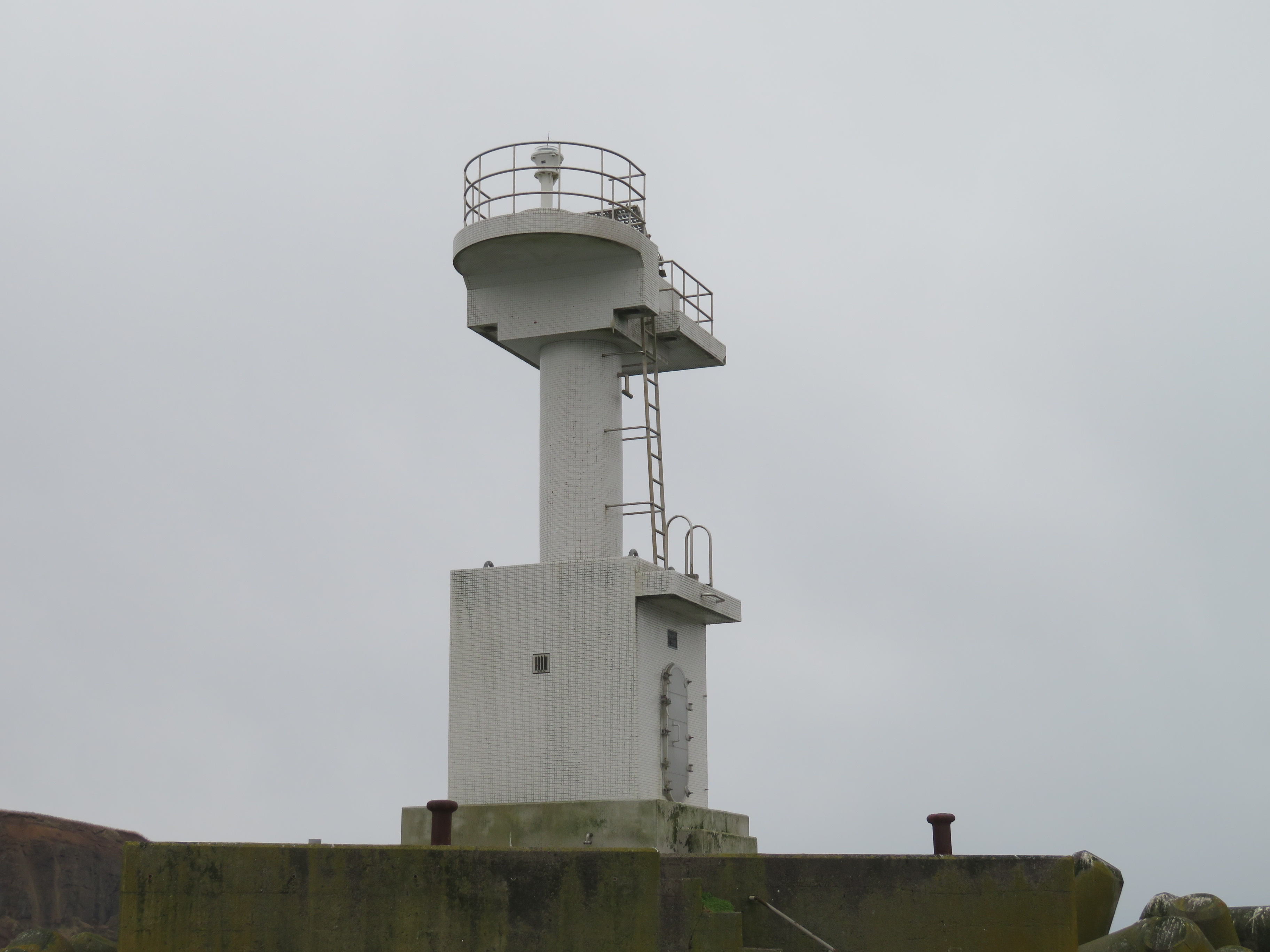 ���i���`����k����