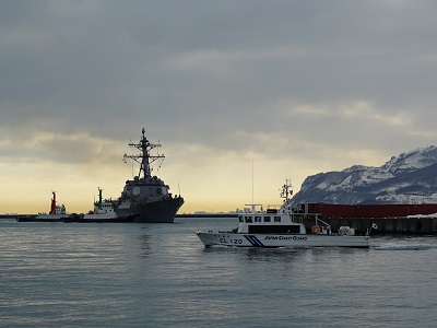 �Ċ͑D�o���`���̌x�����{��