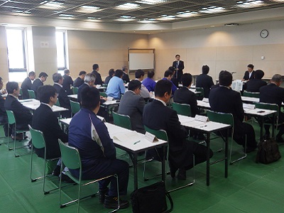 �Ύ�p�V�`���S�΍􋦋c��̏�