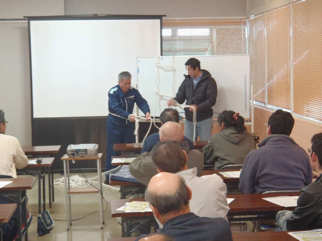 �}���[�i����ɑ΂��C��h�~�u�K������{���̊C��ۈ���