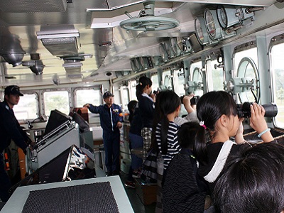 �����D�������w���̎q���B