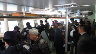 ��������̗��D�҂œ��키�u������v���ǎ�