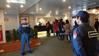 �t�F���[�D���x���̏�