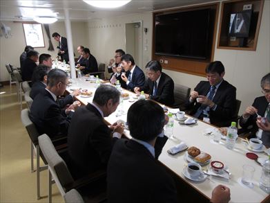 ���H��i�p���j