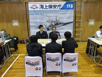 ��^�^�y�X�g���[2.4�~2.4m