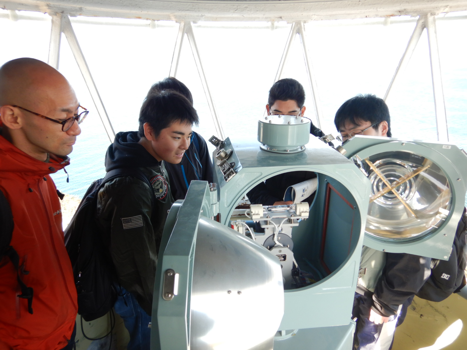 ���a�R���䌩�w��̏�