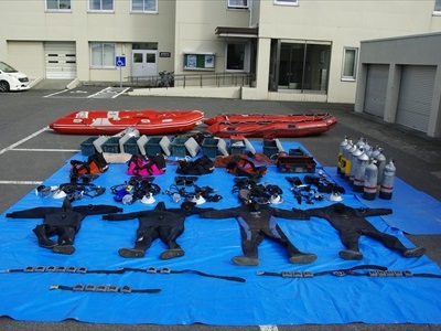 �������ꂽ�S���{�[�g�y�ѐ������@��