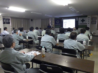 �`�p�H���֌W�҂ɑ΂���u�K��