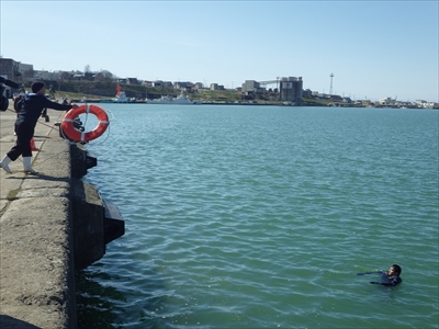 �C���]���ҋ~���P��