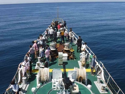 �����D�ɂ��̌����J