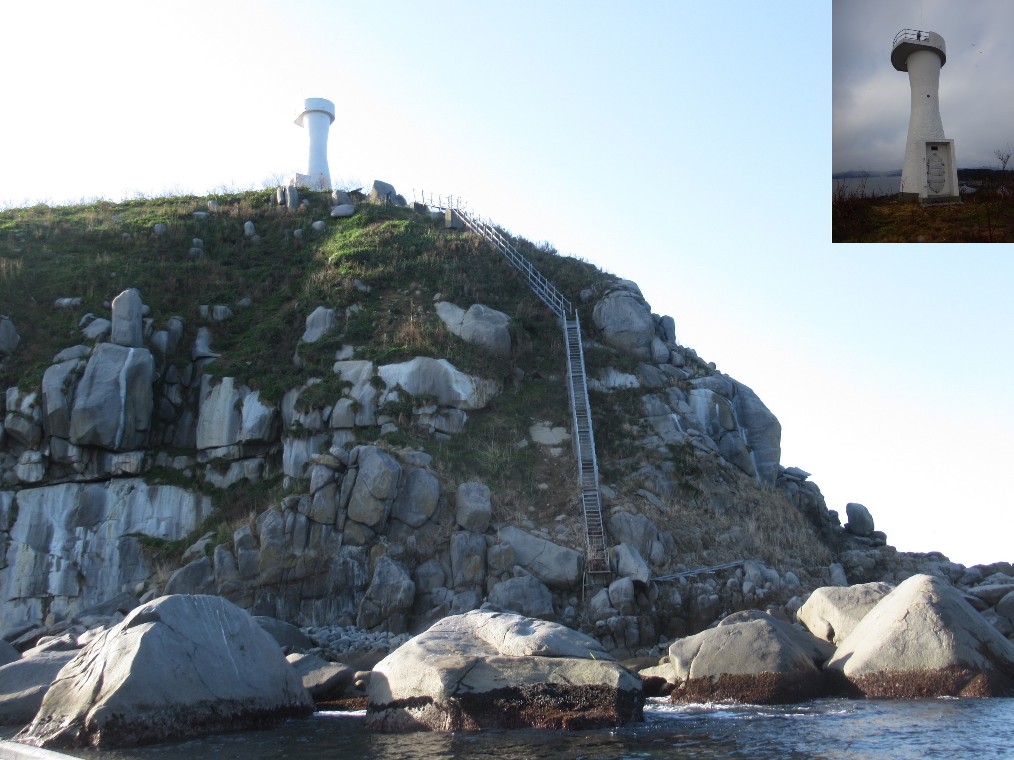 陸前椿島灯台画像