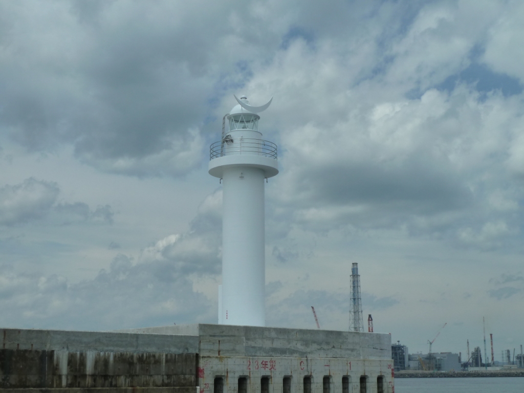 仙台南防波堤灯台画像