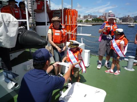 ����D���C����