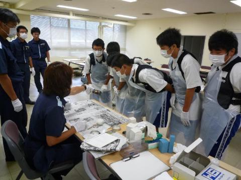 �ӎ��Ɩ��̌�