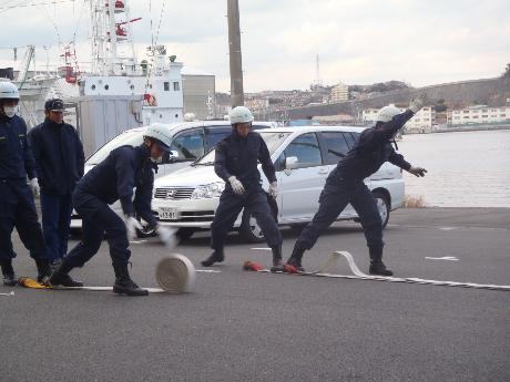 ���h�z�[�X�n���h�����O�P���Q