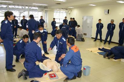 �~�}�~���u�K���̂R