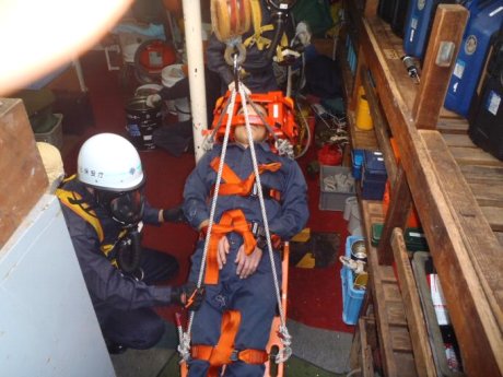 �~���P���Q