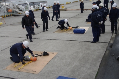 ���΍����s�R