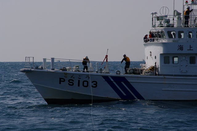 ����D�����₢�e�ɂ���ē͂������[�v��������񂹂Ă���l�q