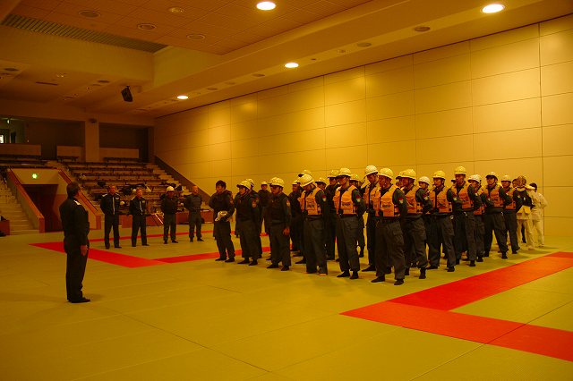 現場措置訓練前の整列の様子