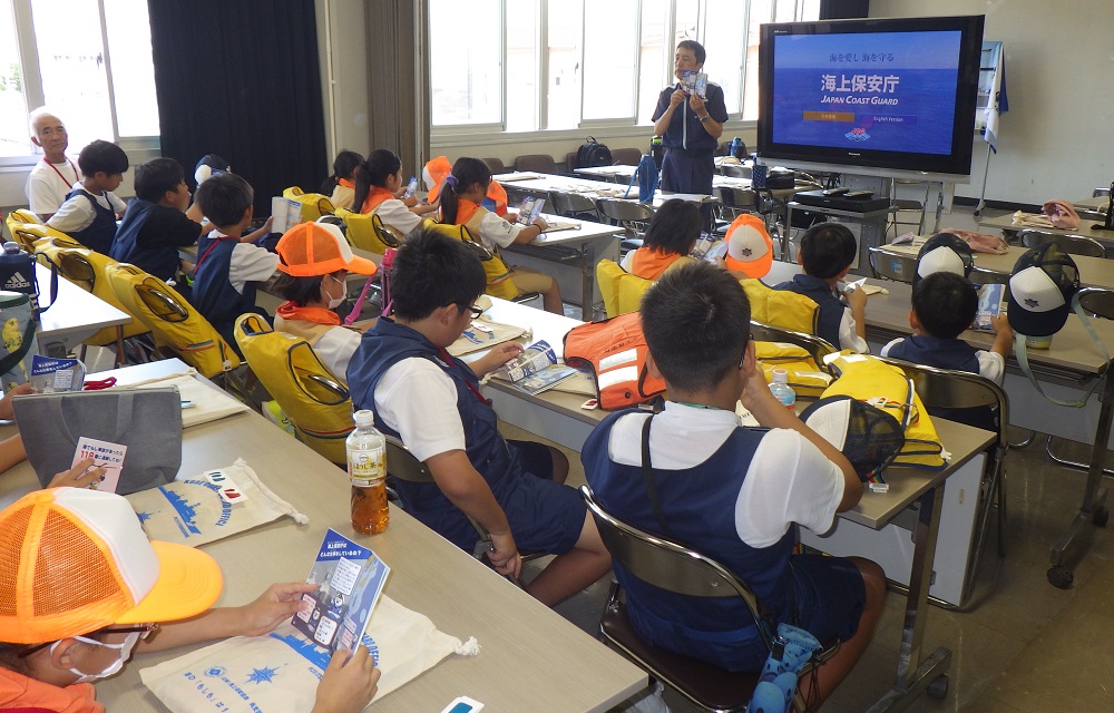 保安部業務見学