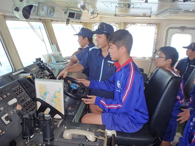 �̌��q�C�̗l�q