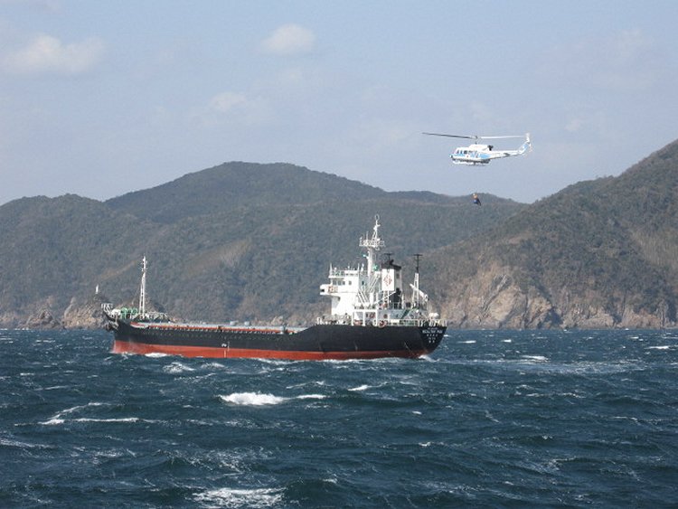 ��g���D�Ɉڏ悵�D�����~������C��ۈ���