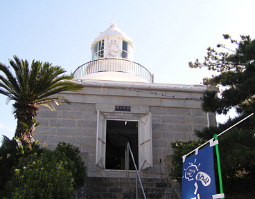 �����J���Ă���P������̉摜