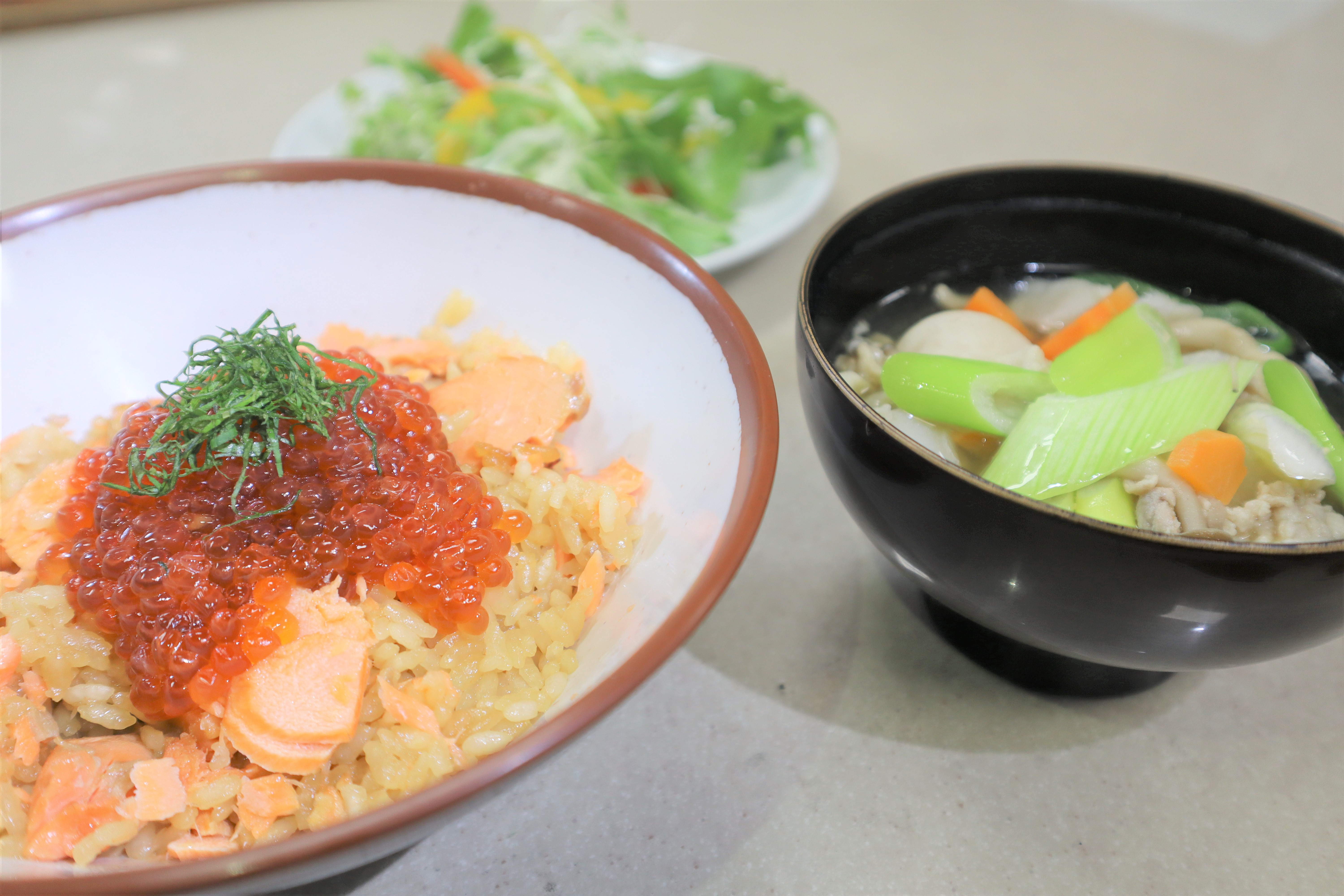 はらこ飯と芋煮