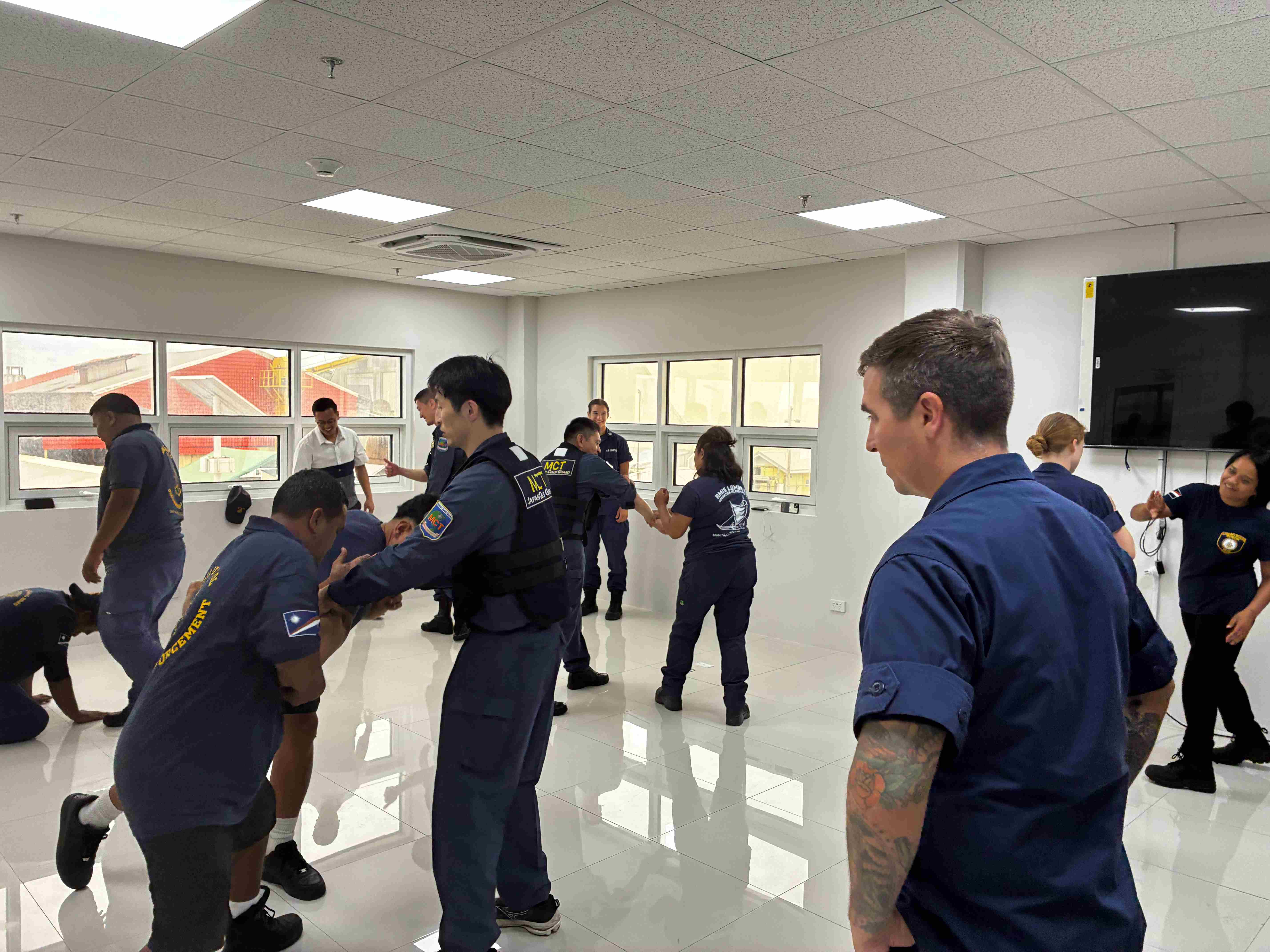 Joint Training for Arresting Techniques Led by MCT (with the USCG MTT)