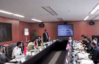 �C���h�m�n��C��ۈ��@�֎����҉�̗l�q