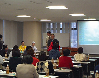 �~�����ߒ��p�̏d�v���ɂ��Đ������󂯂�Q����