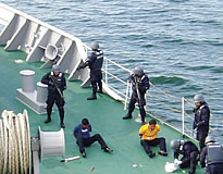 海洋権益の保全とテロ対策