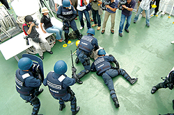 �e���΍�P��