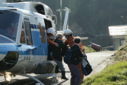 ���H�ɒ������Ă̏Z���̋~�o