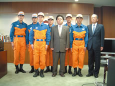 �k�����y��ʑ�b�A�ΐ�C��ۈ��������Ƒ���