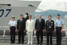 各国の長官等(左から3人目が石川海上保安庁長官)