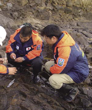 �@���h����