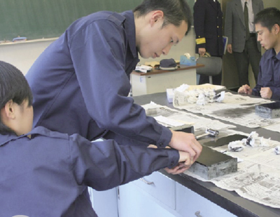 �ƍߊӎ����K 