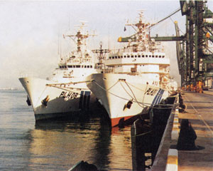 初めてインドネシアへ派遣された巡視船 「みずほ」及び「えちご」