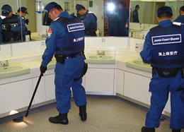 旅客船内の警戒