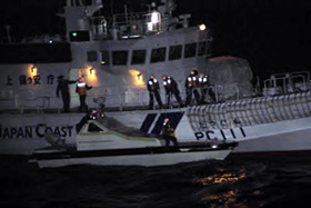 �����D��ߑ������������u�������v