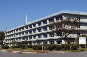 �C��ۈ���w�Z