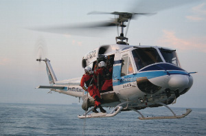 �@���~��m