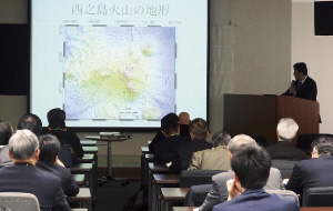 �ΎR������