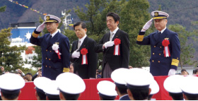 ���Ɛ��̍s�i�������l�q�i������F�C��ۈ��w�Z���A�Έ䍑�y��ʑ�b�A���{���t������b�A�C��ۈ��������j