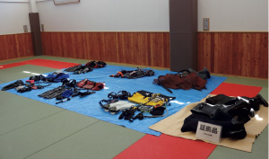 �����Ɏg�p���ꂽ�E�G�b�g�X�[�c��