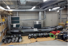 �����Ɏg�p���ꂽ�S���{�[�g�ƃ{���x���i���M�j