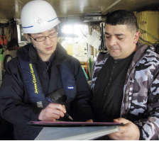 ���ۑ{����