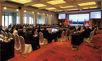 �k�����m�C��ۈ��t�H�[�����T�~�b�g�̗l�q